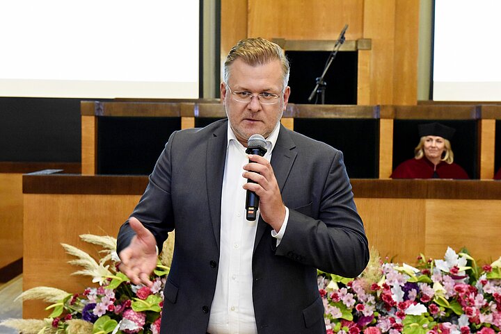 Honorowe Wyróżnienia Wydziału Inżynierii Materiałowej i Ceramiki AGH - Keramos